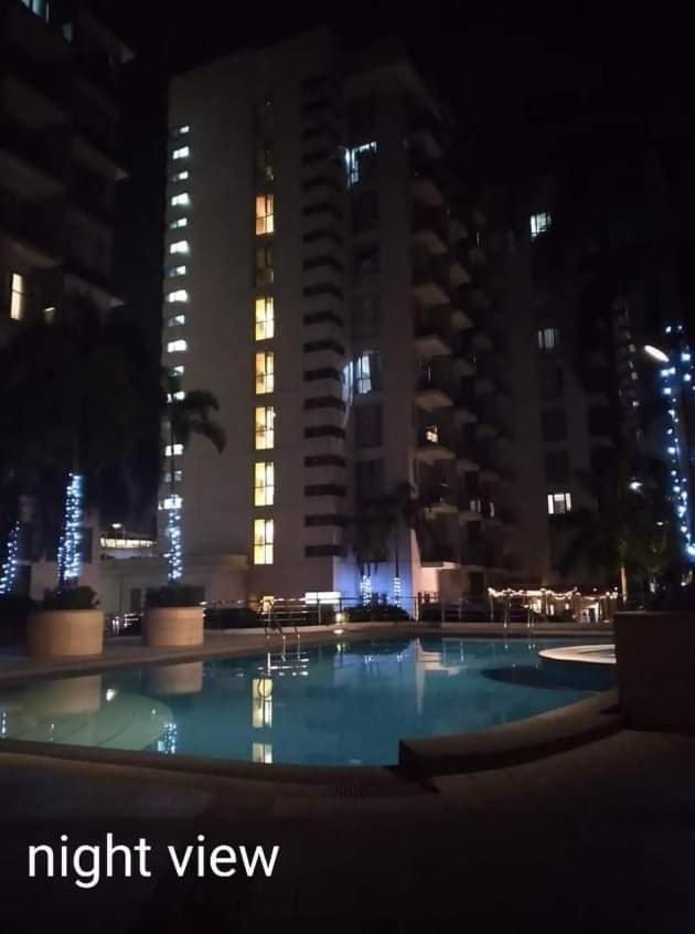 One Palm Tree Villas Naia Terminal 3 Manila Bagian luar foto